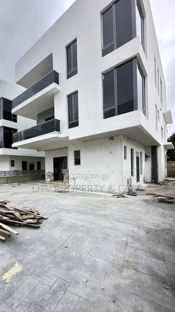 6bdrm Duplex in Old Ikoyi for sale in Old Ikoyi