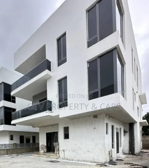 6bdrm Duplex in Old Ikoyi for sale in Old Ikoyi