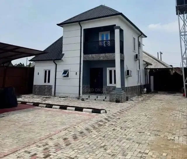 3bdrm Duplex in Eneka , Port for sale in Eneka