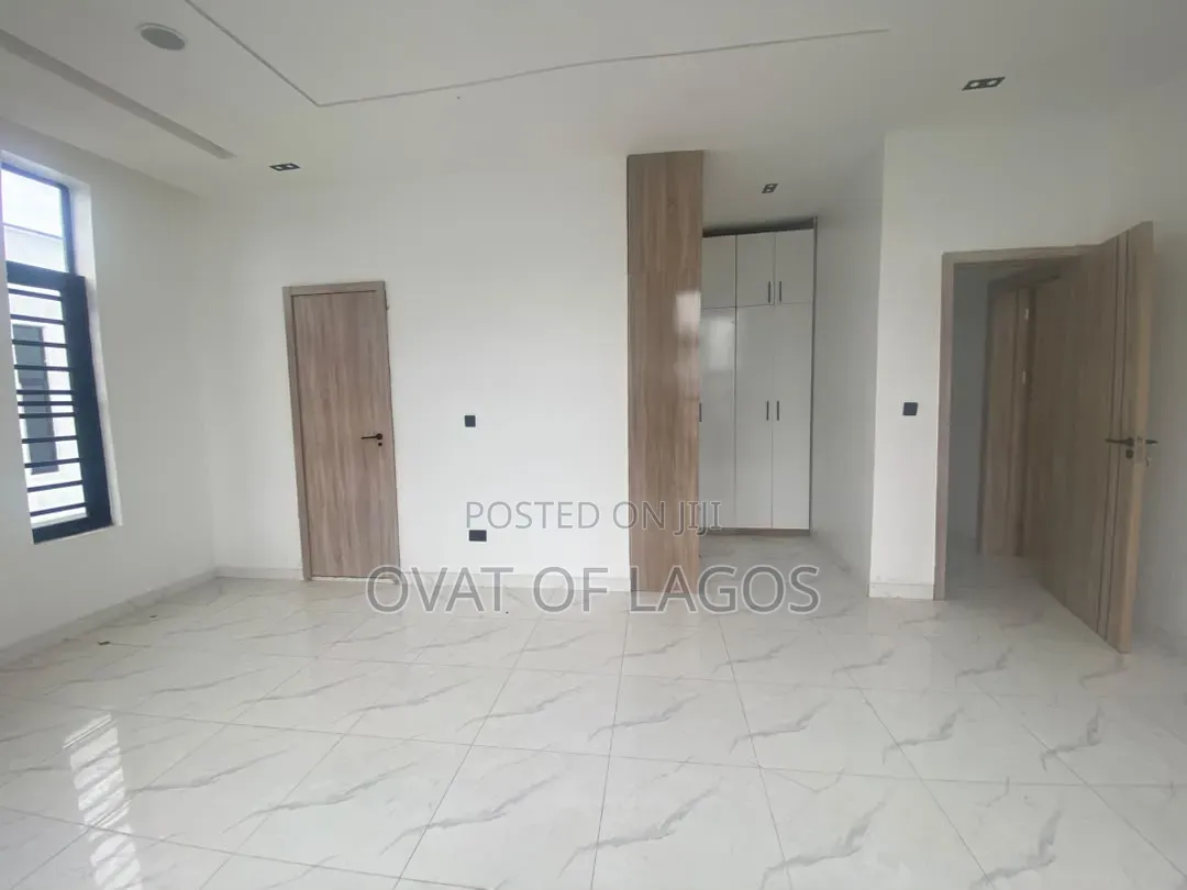 5bdrm Duplex in Orchid, Lekki Expressway for sale in Lekki Expressway