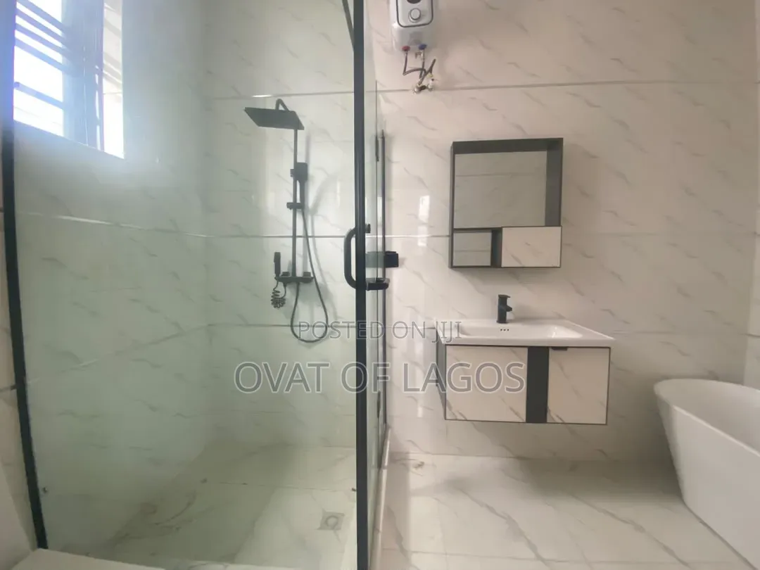 5bdrm Duplex in Orchid, Lekki Expressway for sale in Lekki Expressway