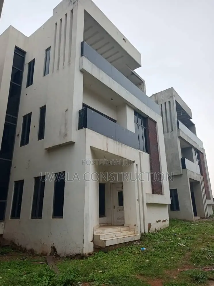 4bdrm Apartment in Jahi for sale in Jahi