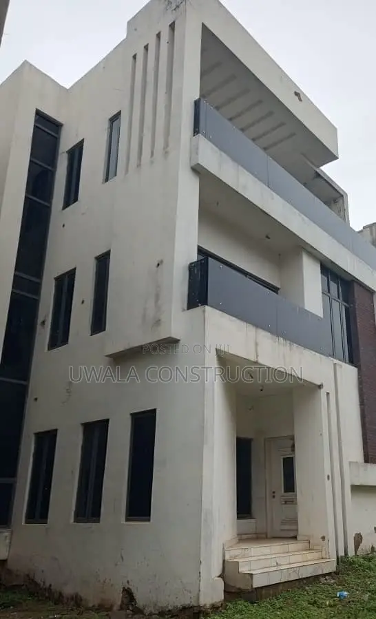 4bdrm Apartment in Jahi for sale in Jahi