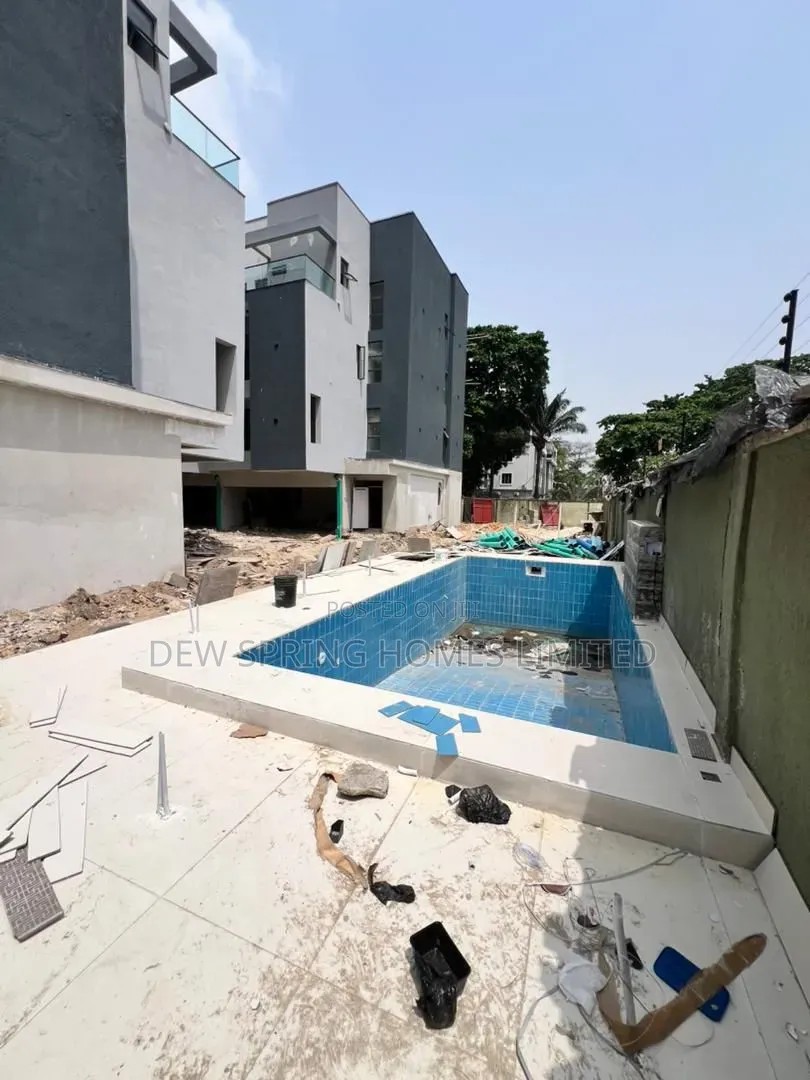 4bdrm Duplex in Victoria Island, Kofo Abayomi for sale in Kofo Abayomi