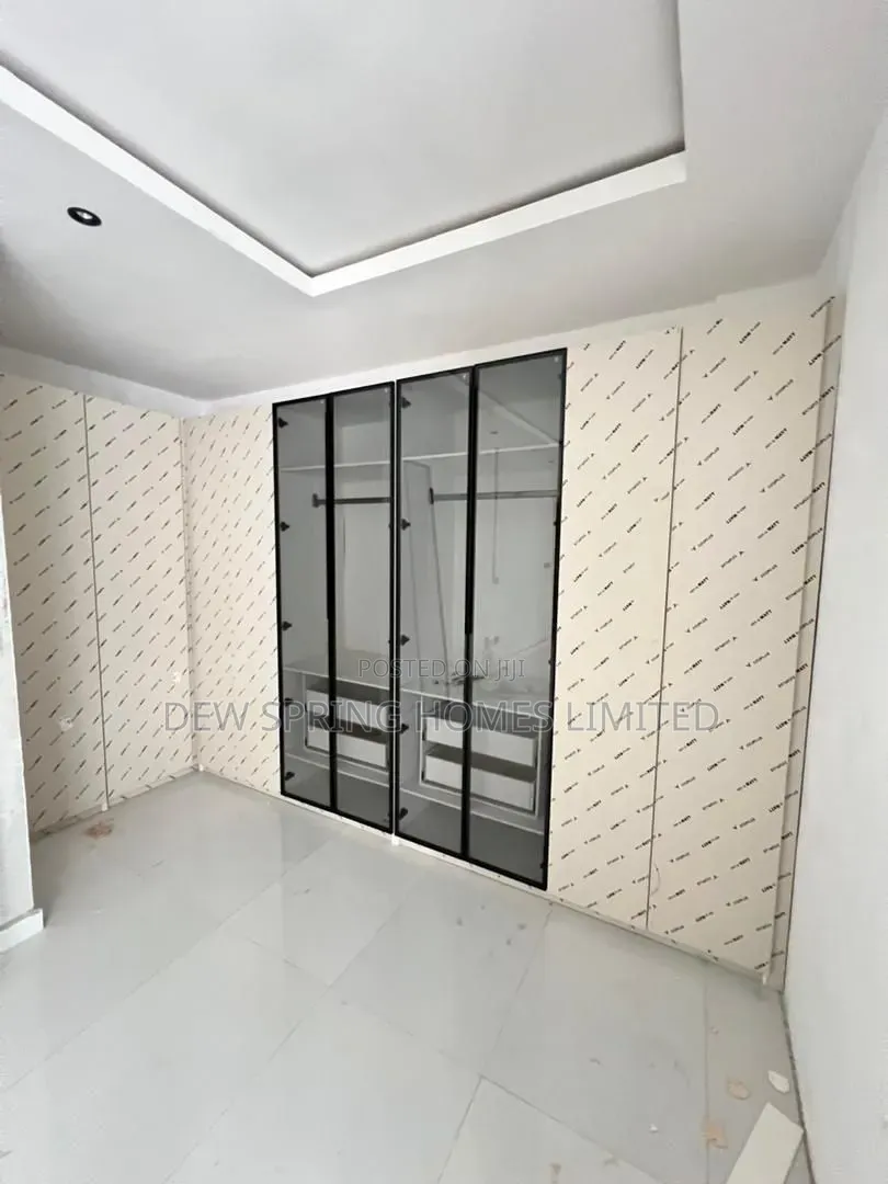 4bdrm Duplex in Victoria Island, Kofo Abayomi for sale in Kofo Abayomi