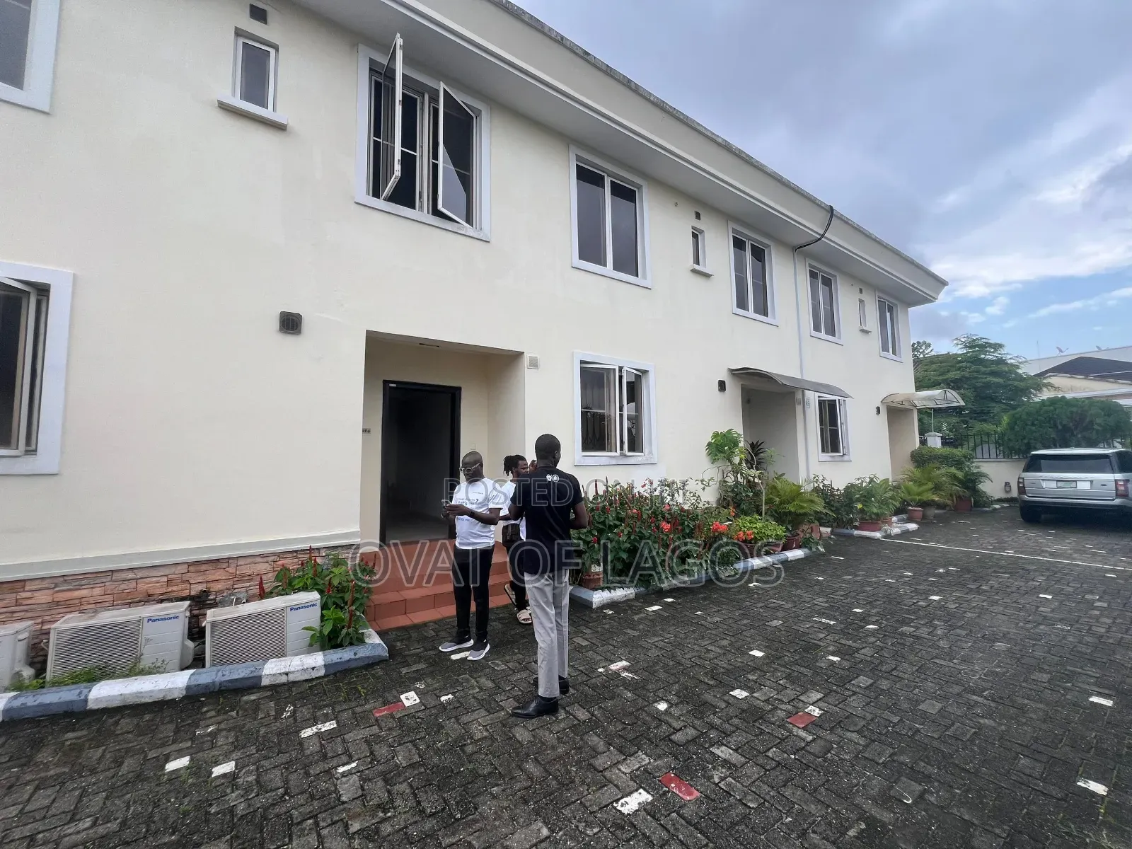 4bdrm Duplex in Banana Island for rent in Banana Island