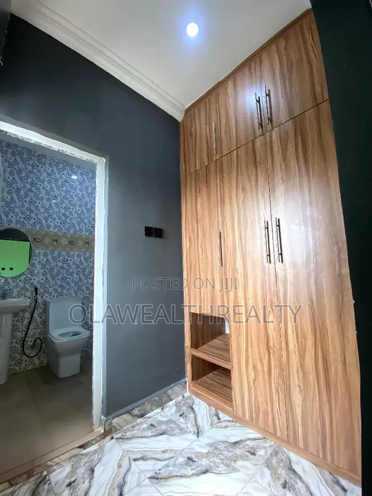 2bdrm Block of Flats in Rind Road for rent in Rind Road
