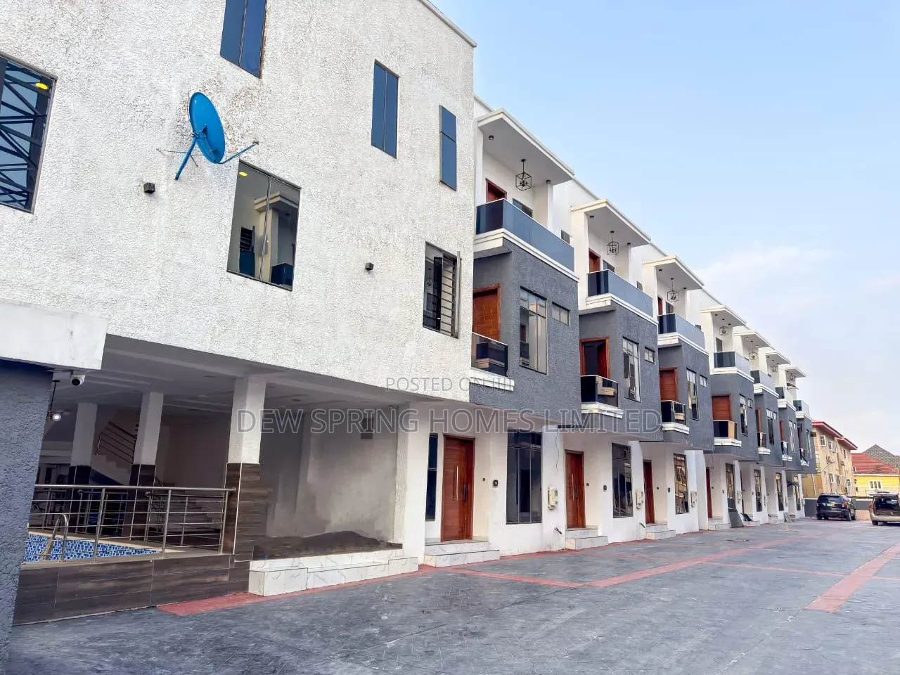 4bdrm Townhouse/Terrace in Chevron Drive for sale in Chevron
