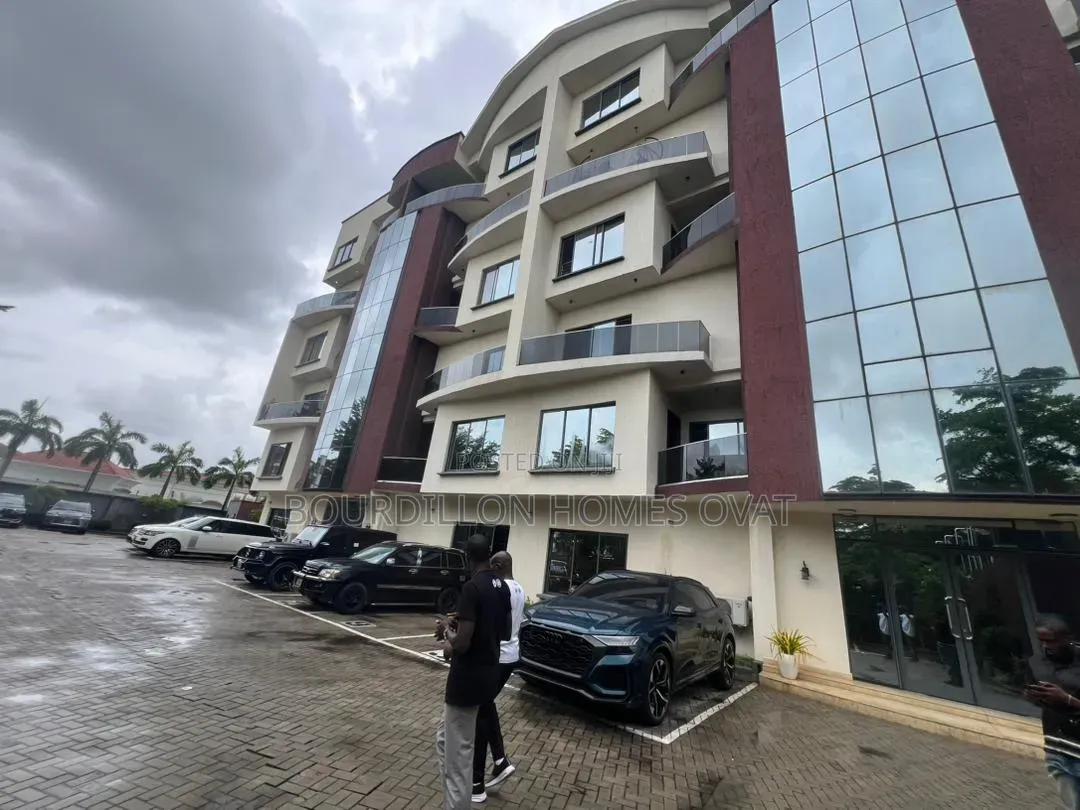 5bdrm Maisonette in Banana Island Lagos for rent in Banana Island