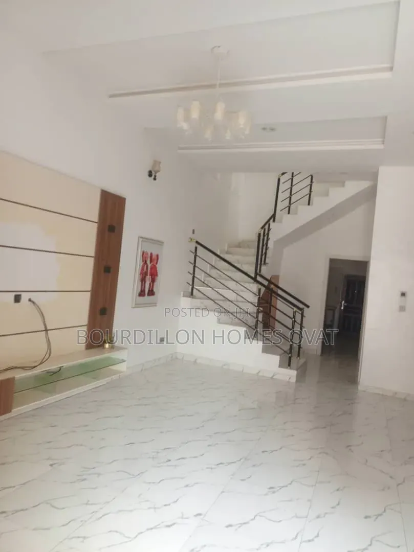 4bdrm Duplex in Orchid Lekki Lagos for rent in Lekki