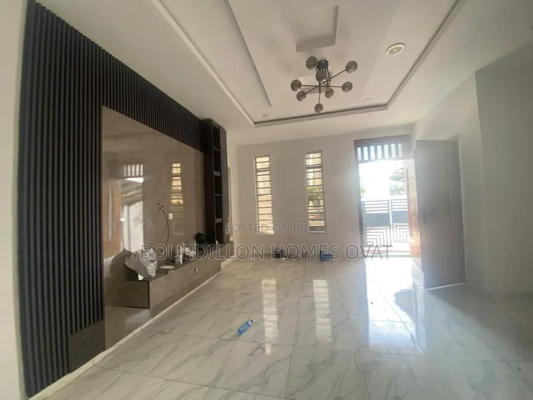 4bdrm Duplex in Orchid Lekki Lagos for rent in Lekki