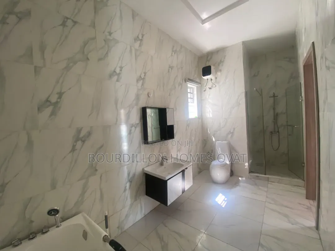 4bdrm Duplex in Orchid Lekki Lagos for rent in Lekki