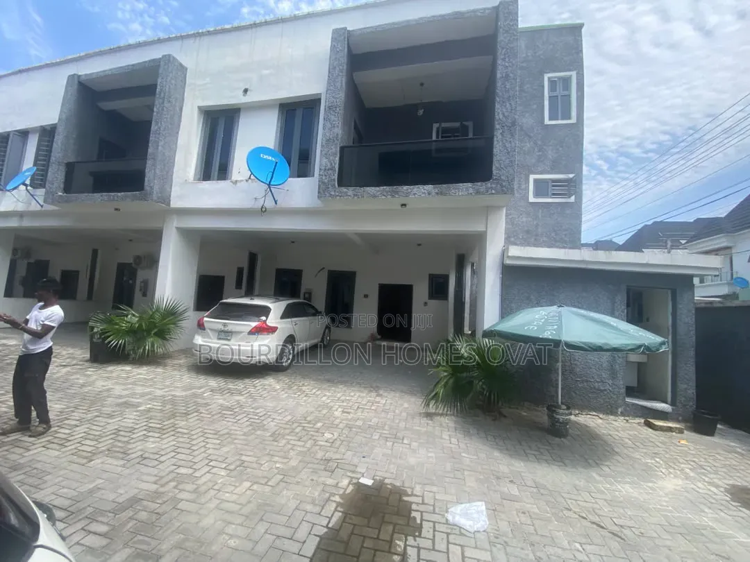 4bdrm Duplex in Orchid Lekki Lagos for sale in Ilaje / Lekki