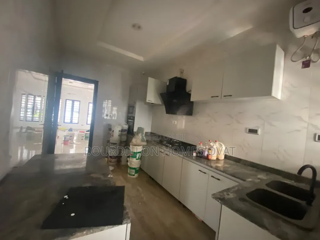 4bdrm Duplex in Orchid Lekki Lagos for rent in Lekki