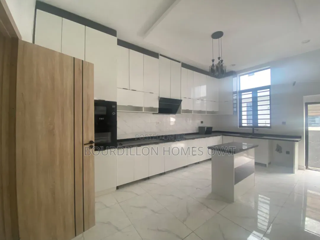 5bdrm Duplex in Orchid Lekki Lagos for sale in Ilaje / Lekki