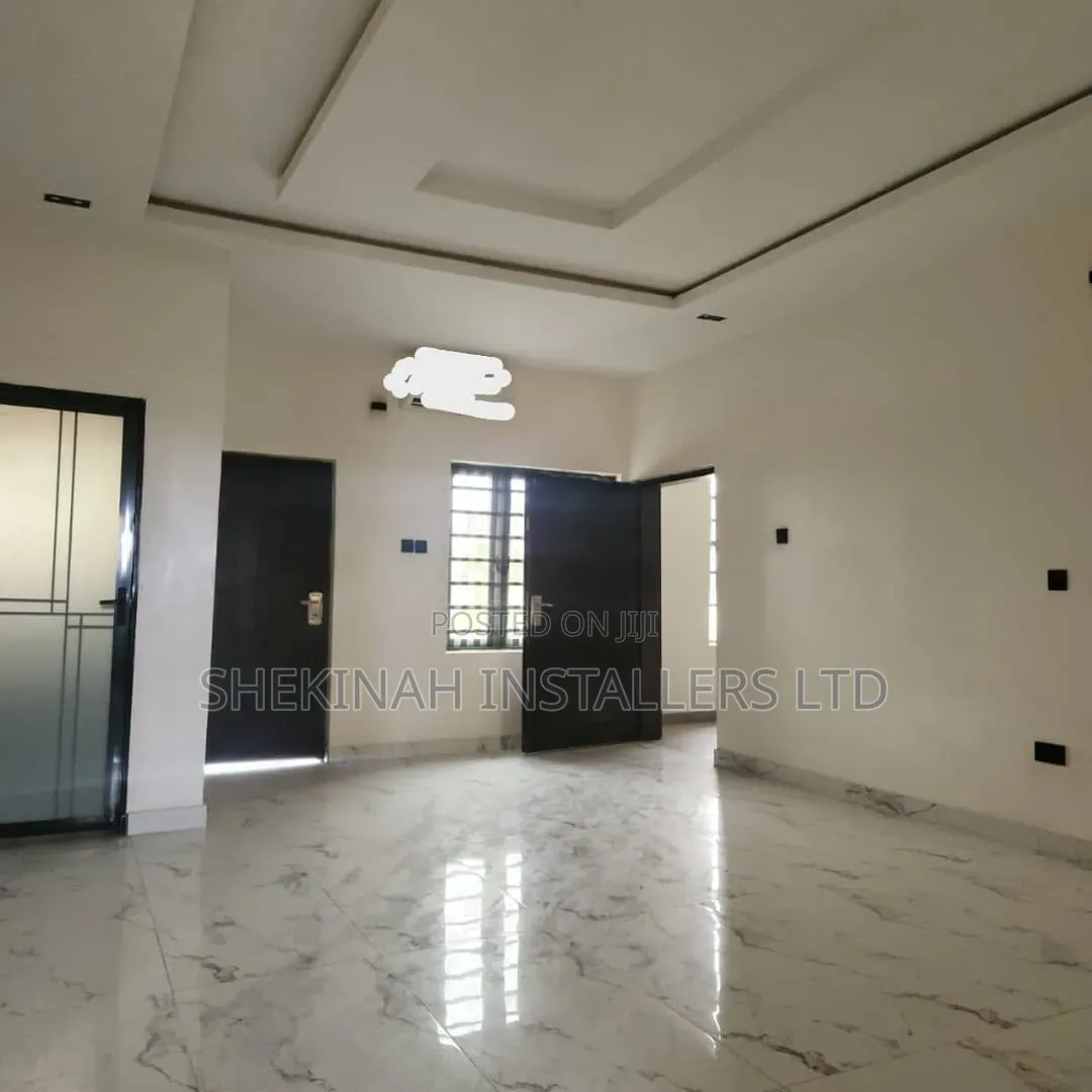 Furnished 5bdrm Duplex in New Bodija Ibadan for sale in Bodija