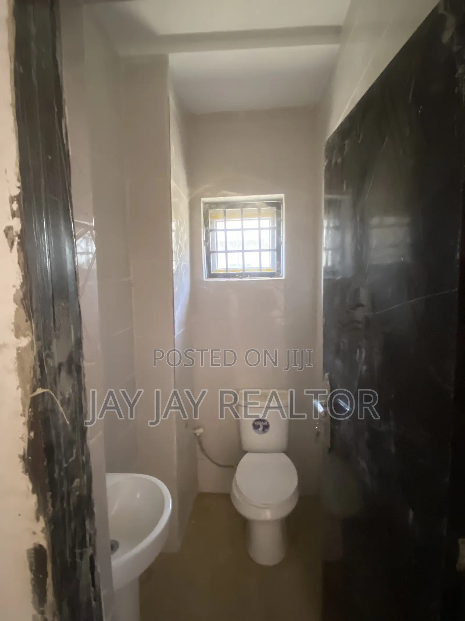 3bdrm Block of Flats in Kaura for rent in Kaura