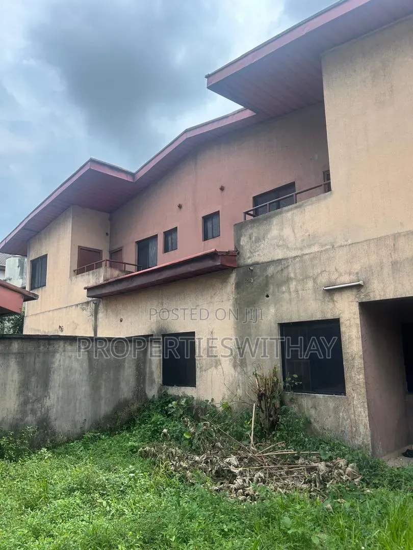 4bdrm Duplex in Nwakpa Close, Obio-Akpor for sale in Obio-Akpor