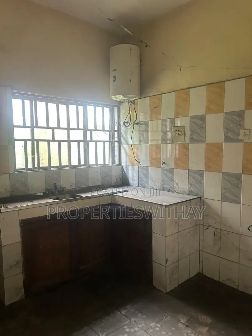 4bdrm Duplex in Nwakpa Close, Obio-Akpor for sale in Obio-Akpor