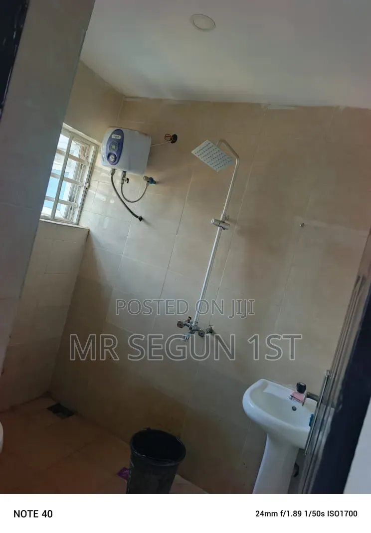 2bdrm Bungalow in Alalade Estate, Ibadan for rent in Ibadan