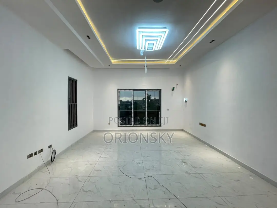 4bdrm Apartment in Ikeja GRA for sale in Ikeja GRA
