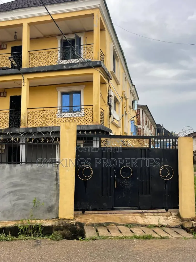 1bdrm Block of Flats in Ajibade, Oluyole for sale in Oluyole