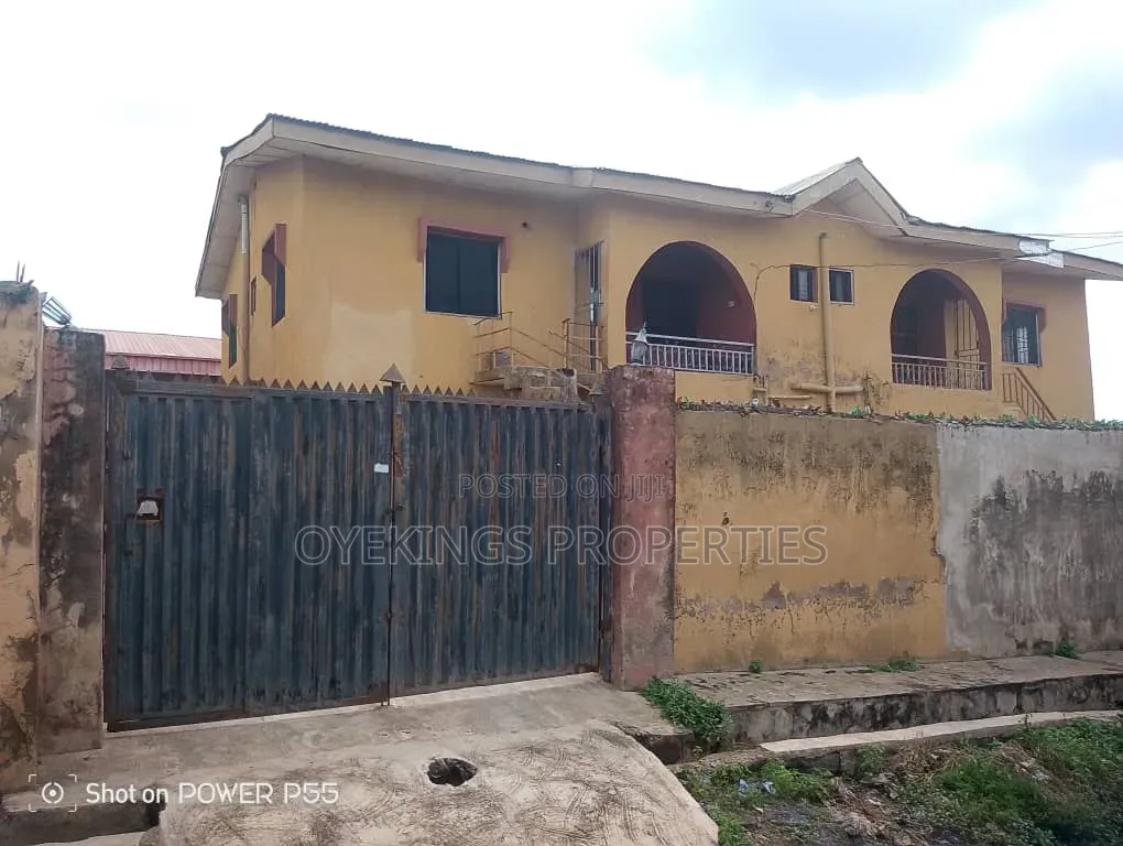 1bdrm Block of Flats in Ajibade, Oluyole for sale in Oluyole