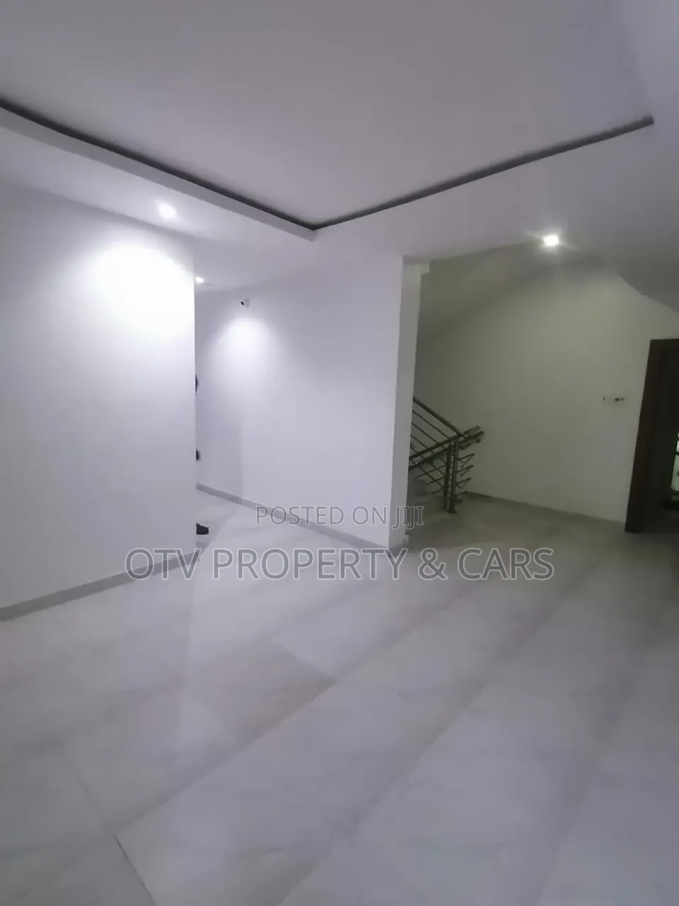 Furnished 3bdrm Apartment in Lekki Phase 1 for sale in Lekki Phase 1