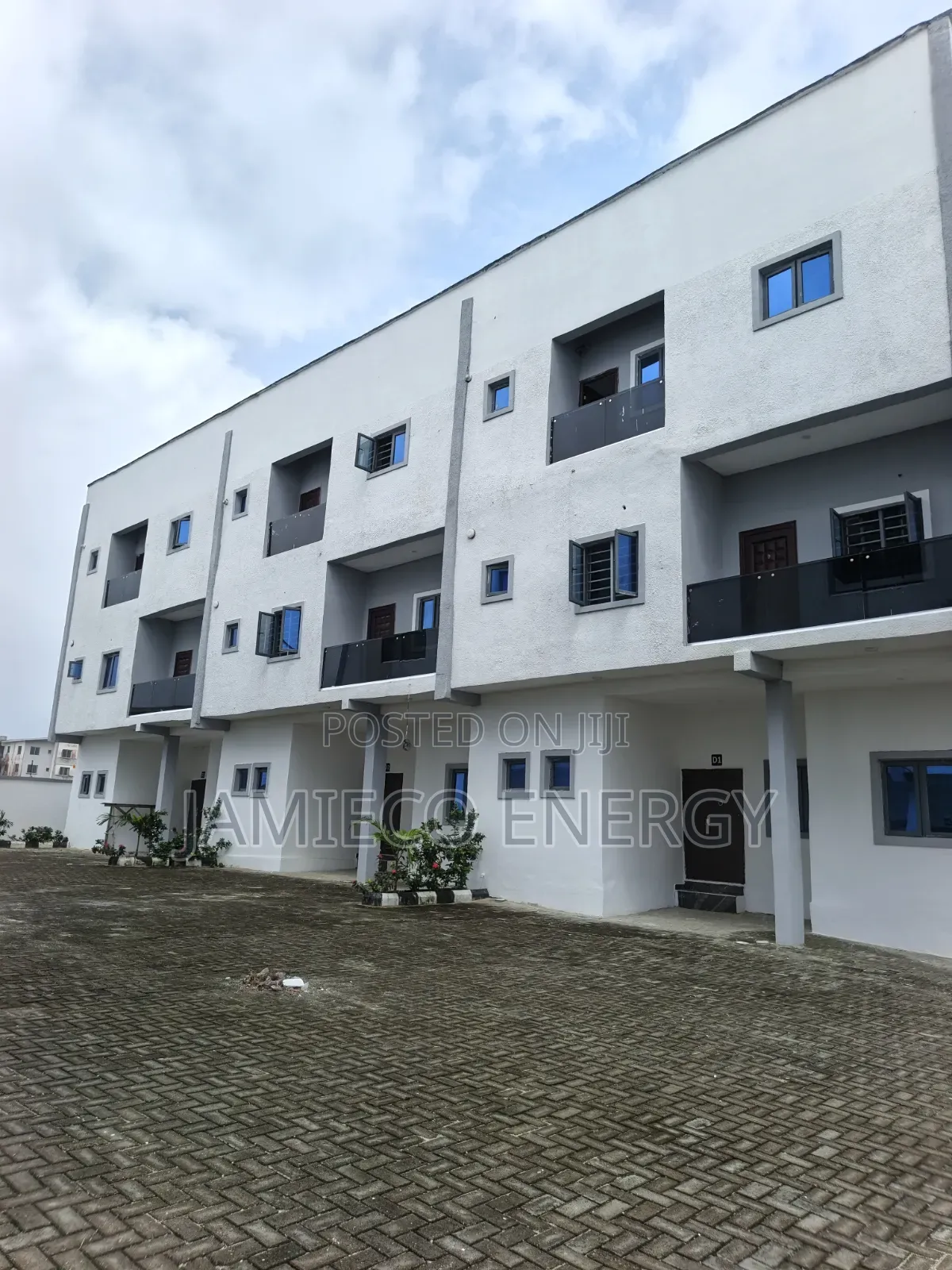 4bdrm Duplex in Sangotedo for sale in Sangotedo