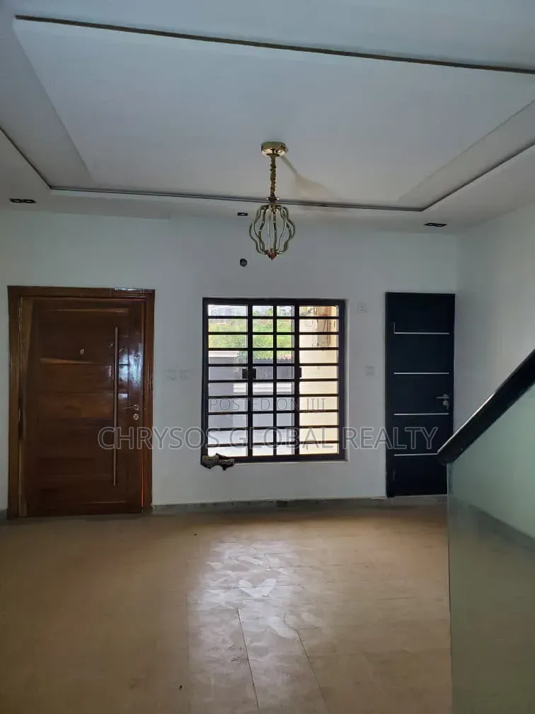 4bdrm Duplex in Carlton Gate Estate for rent in Akobo