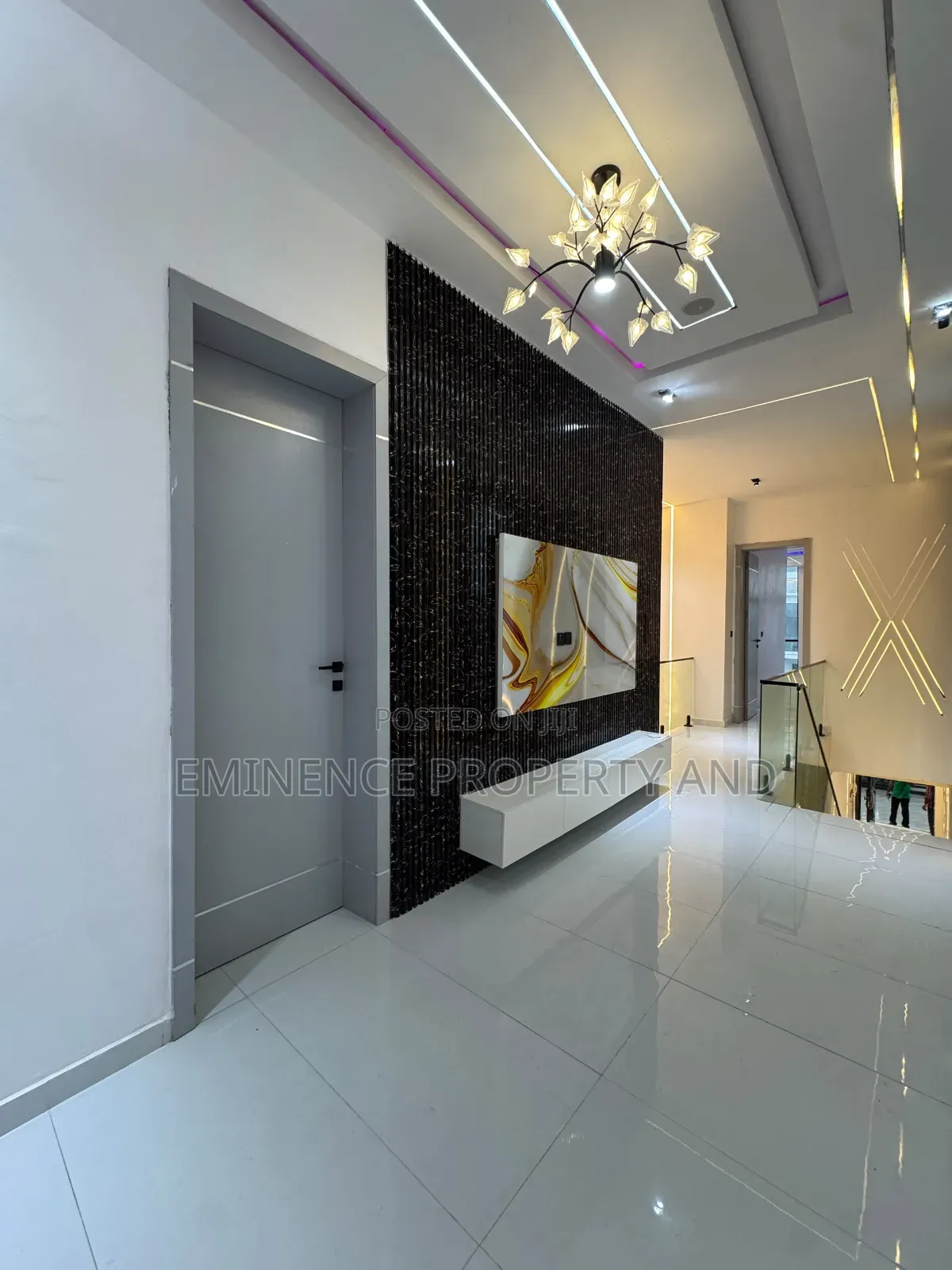 5bdrm Duplex in Lekki Phase 2 for sale in Lekki Phase 2