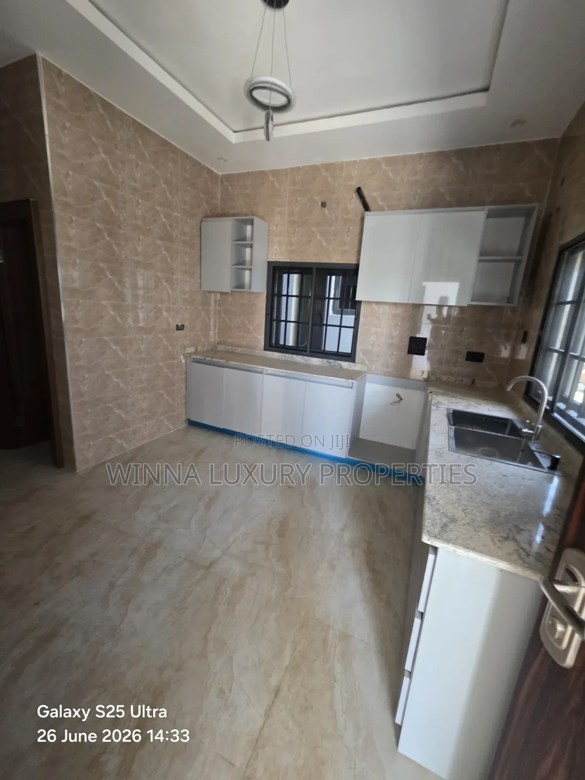5bdrm Townhouse/Terrace in Mabushi for sale in Mabushi