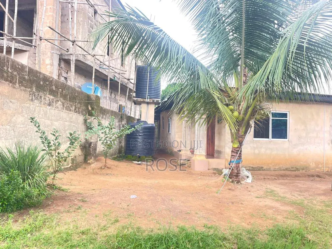 3bdrm Bungalow in Ikot Mang, Uyo for sale in Uyo