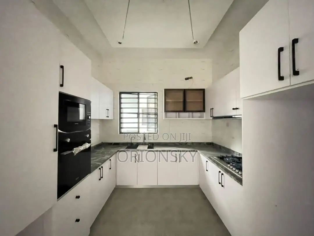 5bdrm Duplex in Ikeja GRA for sale in Ikeja GRA