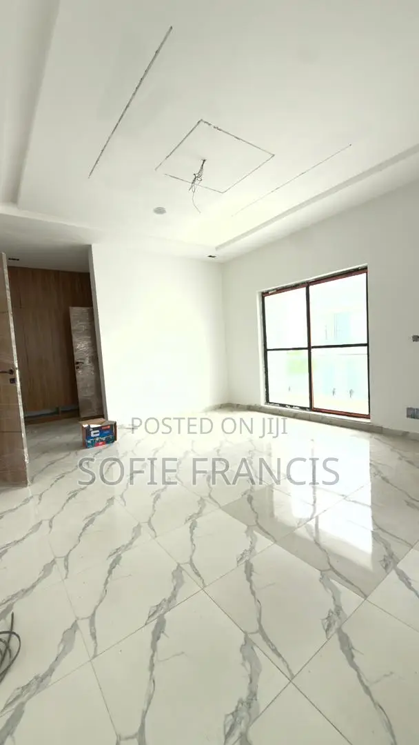 5bdrm Duplex in Ajah for sale in VGC / Ajah