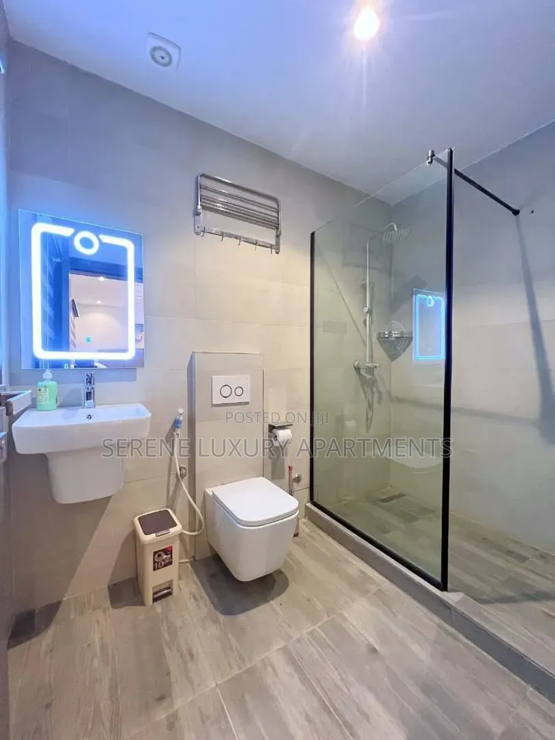 Luxurious One Bedroom Apartment With Swimming Pool in Opebi