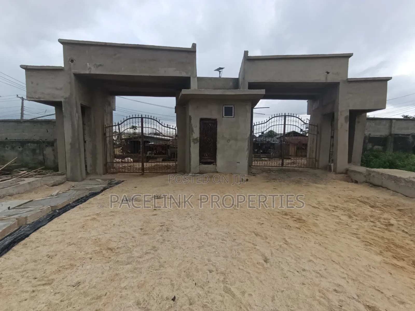Investments Land in a Gated Estate With Security Personnel Good Road in Shasha