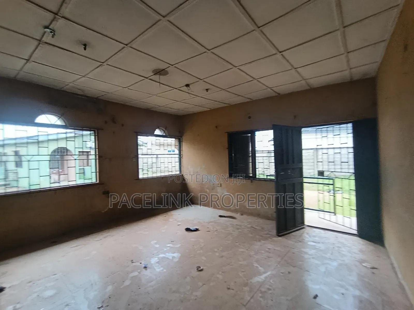 12bdrm Block of Flats in Ipaja / Ipaja for sale in Ipaja / Ipaja