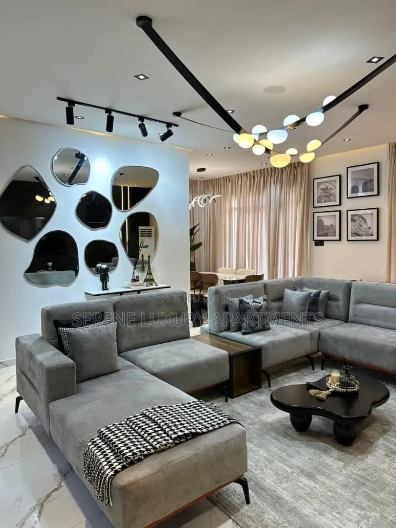 Luxury 3bedroom Penthouse With Private Cinema Bathtub Ps5 and Pool in Ikate