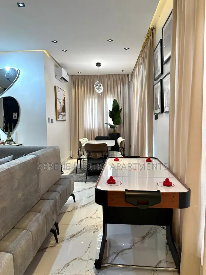 Luxury 3bedroom Penthouse With Private Cinema Bathtub Ps5 and Pool in Ikate