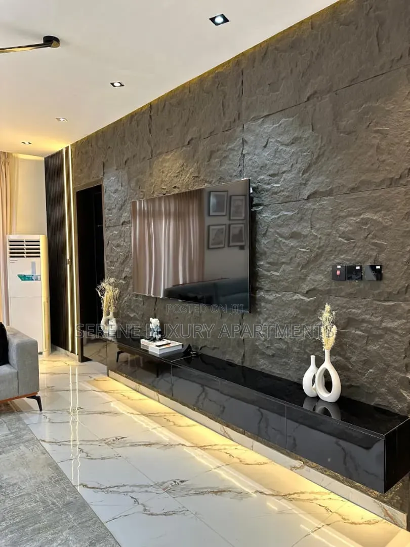 Luxury 3bedroom Penthouse With Private Cinema Bathtub Ps5 and Pool in Ikate