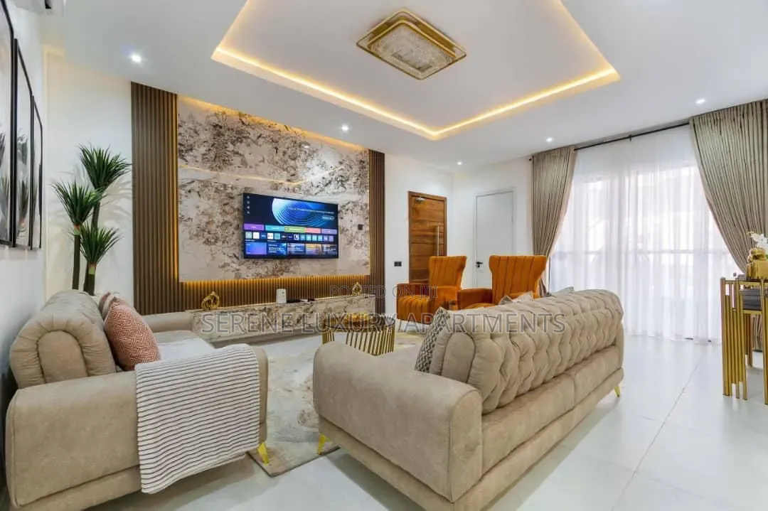 Luxury 3bedroom Apartment With Swimming Pool Bathtub and Gym in Ikate