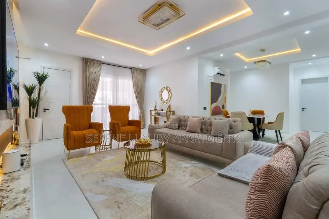 Luxury 3bedroom Apartment With Swimming Pool Bathtub and Gym in Ikate