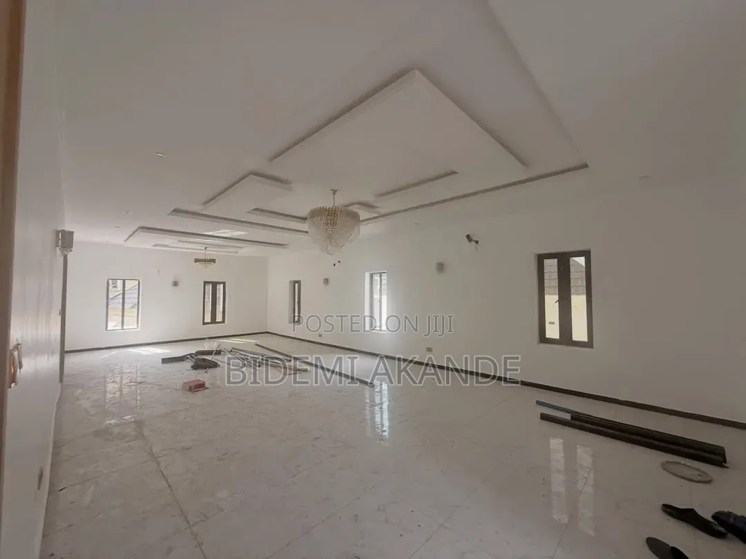 5bdrm Duplex in Galadimawa for sale in Galadimawa