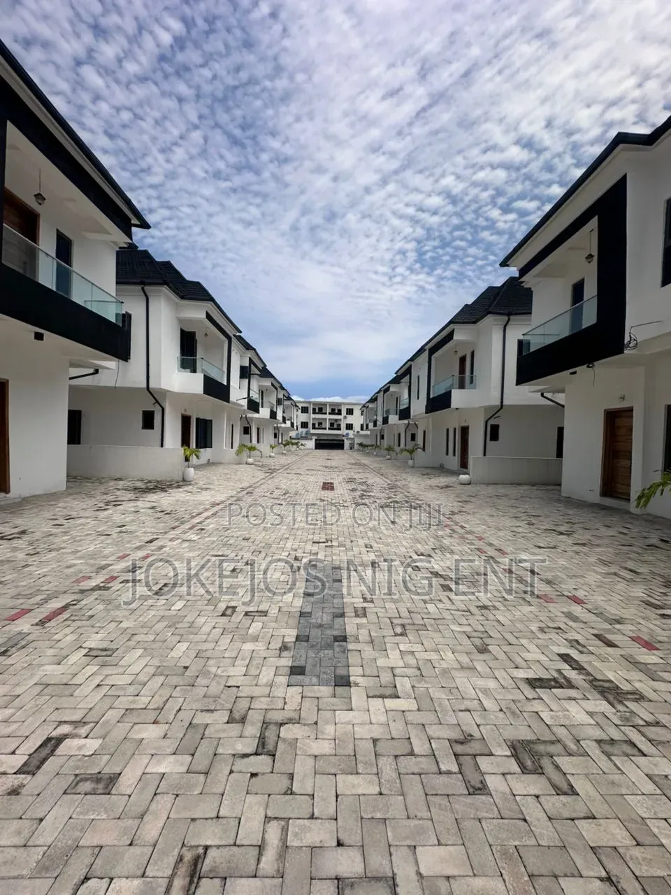 Furnished 4bdrm Townhouse/Terrace in Harris Drive Vgc for sale in VGC / Ajah