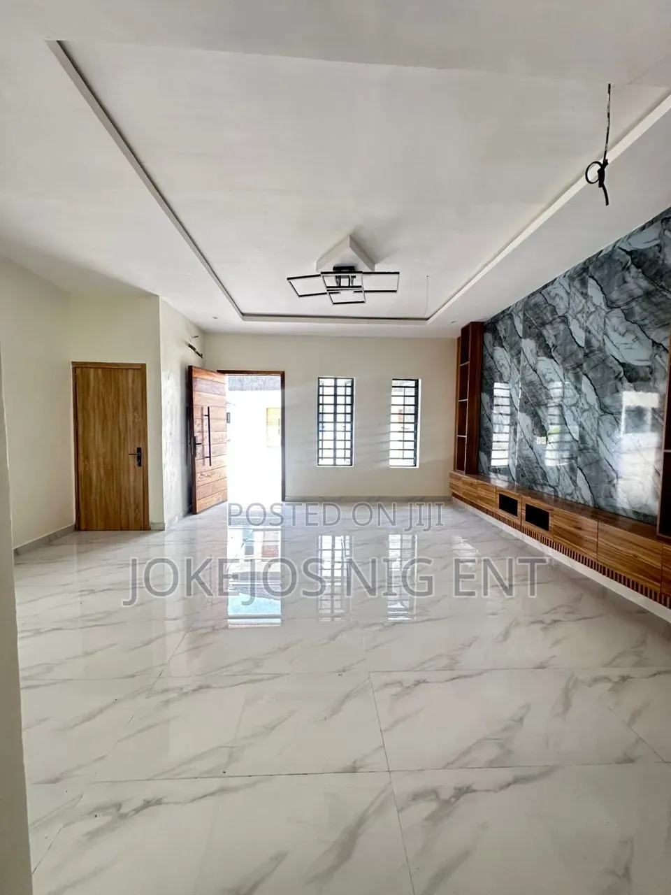 4bdrm Duplex in Harris Drive Vgc for sale in VGC / Ajah