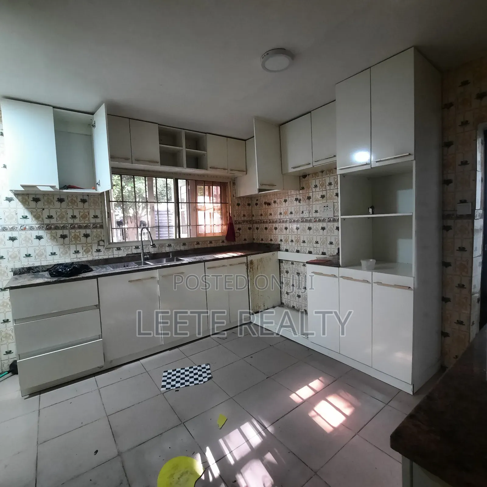 4bdrm Apartment in Maitama for sale in Maitama