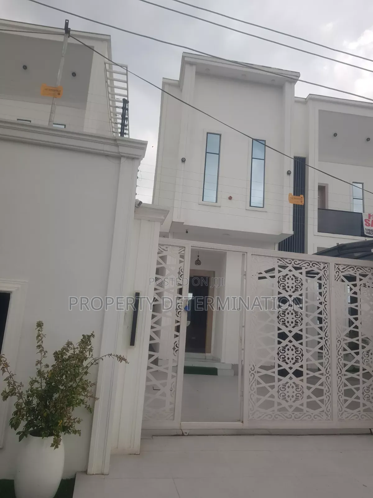 5bdrm Duplex in Omole Phase 1 for sale in Omole Phase 1