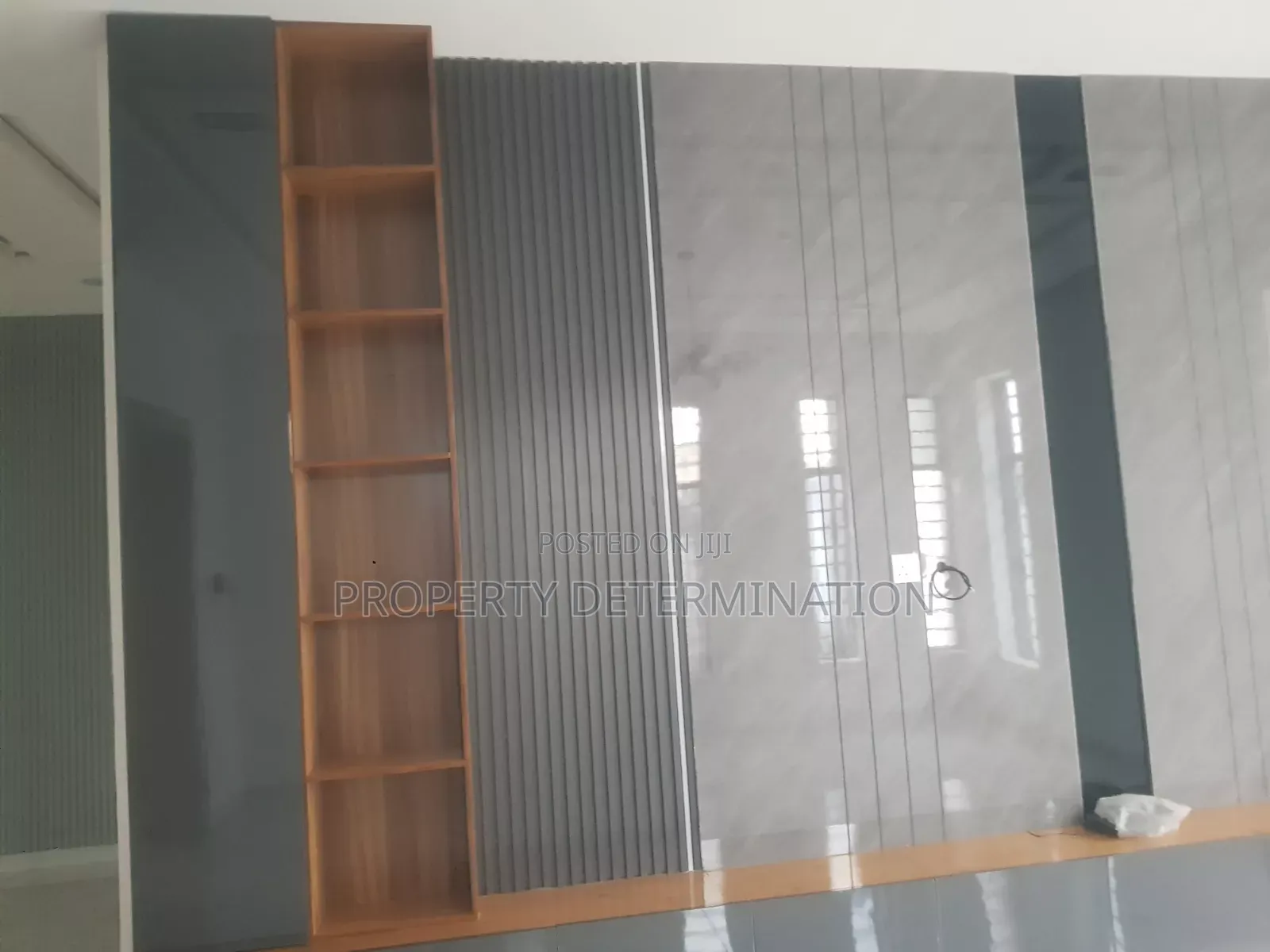 5bdrm Duplex in Omole Phase 1 for sale in Omole Phase 1