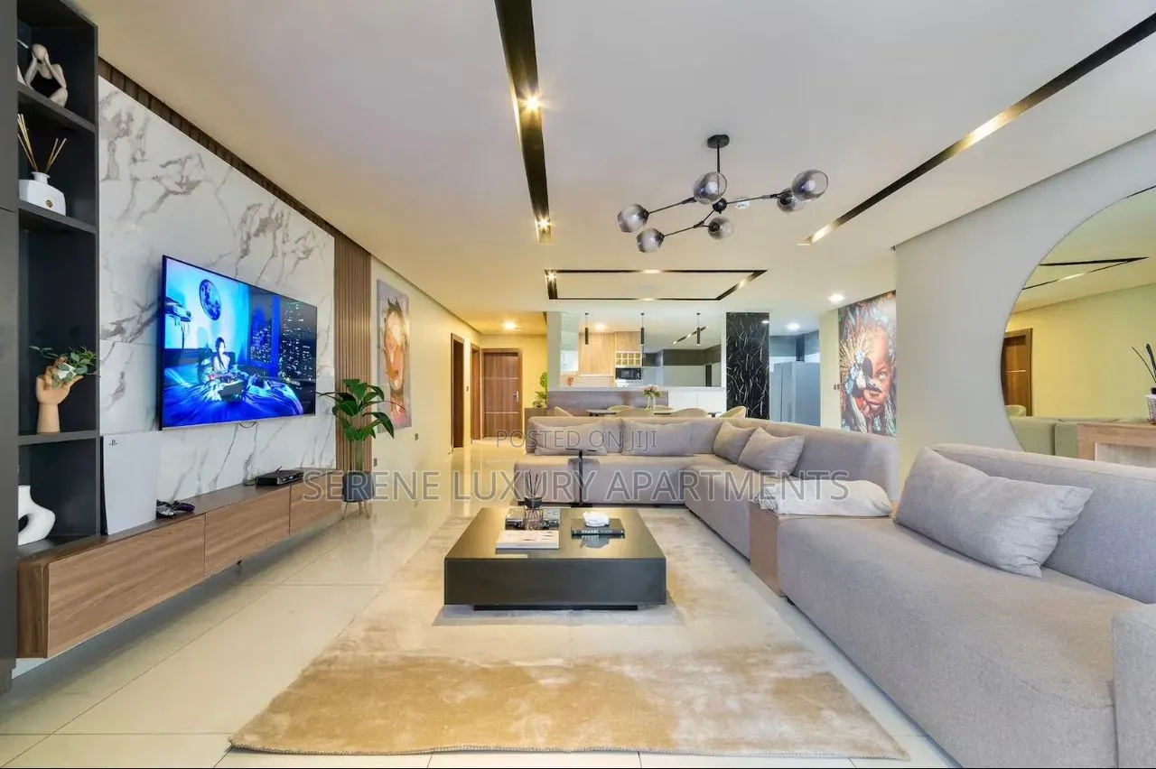 3bedroom Waterfront Apartment With Ps5 Pool Gym and Balcony in Lekki Phase 1